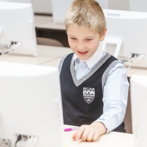 Что такое «цифровой след» и как он повлияет на будущее вашего ребенка - Школа программирования для детей, компьютерные курсы для школьников, начинающих и подростков - KIBERone г. Щёлково