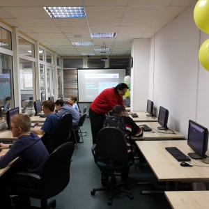 Северный город Норильск приглашает в KIBERone - Школа программирования для детей, компьютерные курсы для школьников, начинающих и подростков - KIBERone г. Щёлково